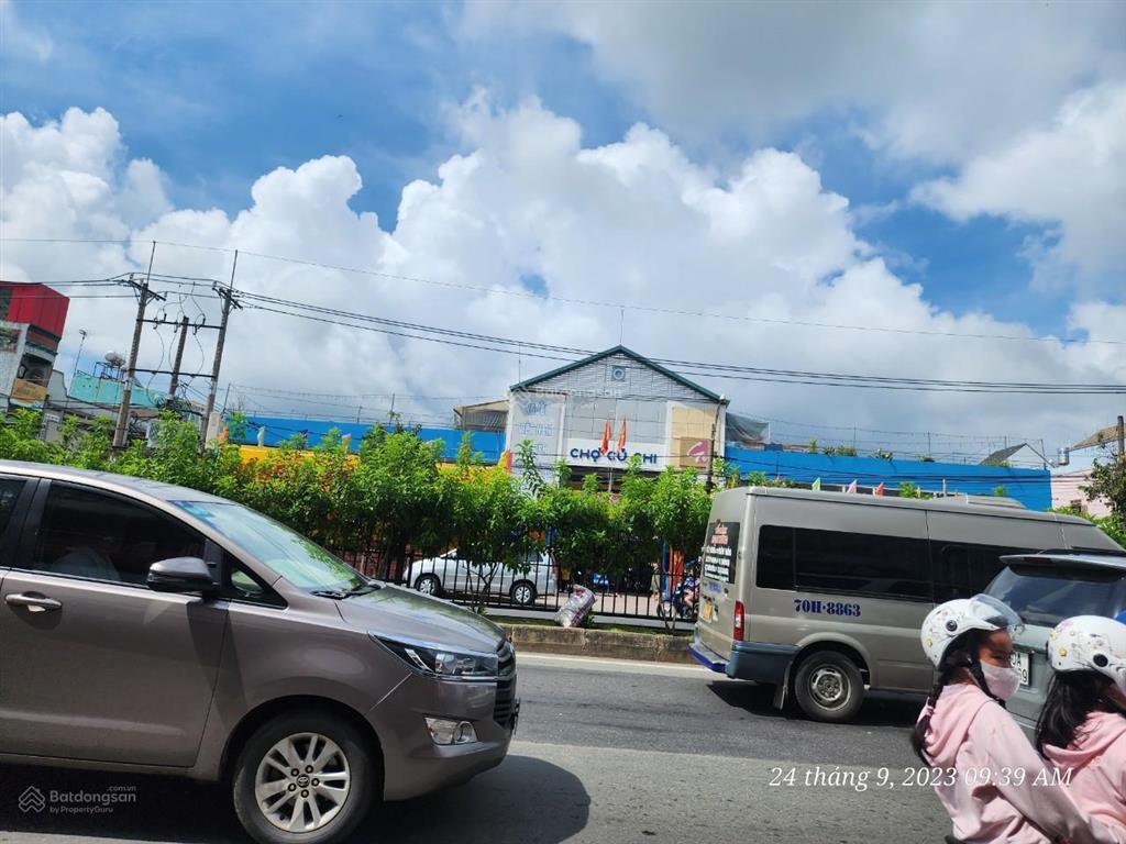 Bán gấp 120m2 có 95m2 thổ cư, 1 tỷ 250, cạnh kcn tây bắc củ chi, shr