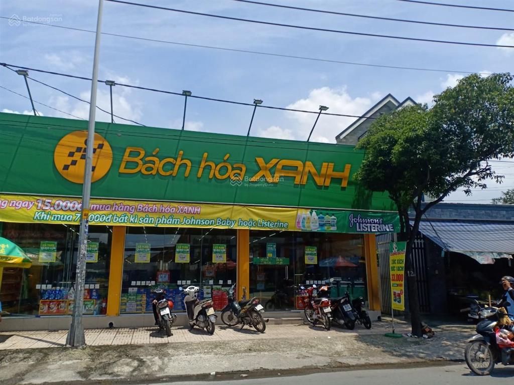 Bán nhà trung chánh hóc môn, 1 trệt 1 lầu 71m2, shr, giá chỉ 2 tỷ 150