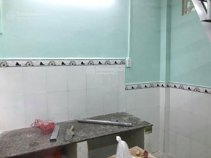 Bán nhà trung chánh hóc môn, 1 trệt 1 lầu 71m2, shr, giá chỉ 2 tỷ 150