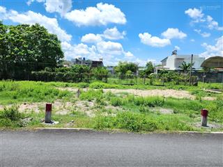 Bán gấp 105m2 thổ cư, mặt tiền nhựa, chỉ 1 tỷ 280 sổ sẵn, gần bệnh viện củ chi