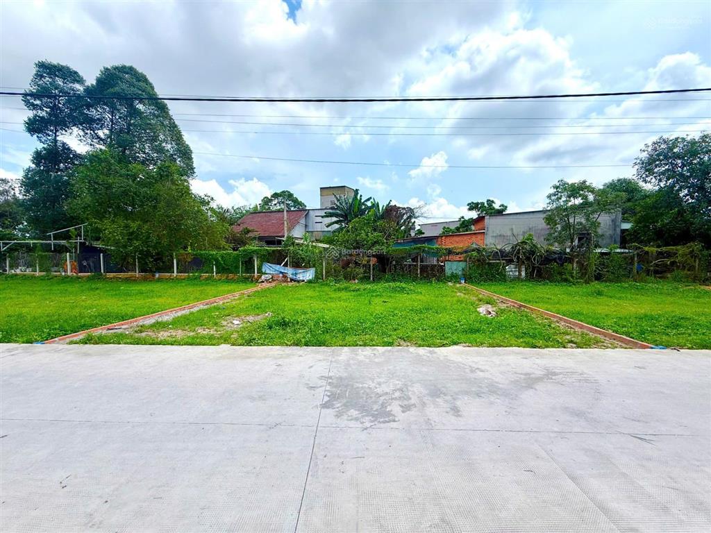 Gấp, 123,6m2 đất thổ cư, trung tâm củ chi, chỉ 1 tỷ 350, sổ sẵn, đường ô tô