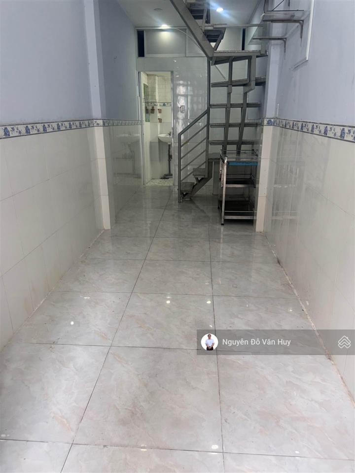 (184.168) tân phú 2.35 tỷ 17.6m² gần lũy bán bích 2pn 2t  nam