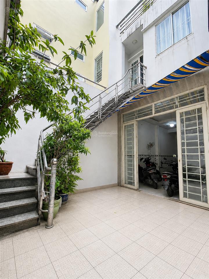 Tân phú 6.8 tỷ gần gò dầu 106m² 4pn 3 tầng. hướng đông