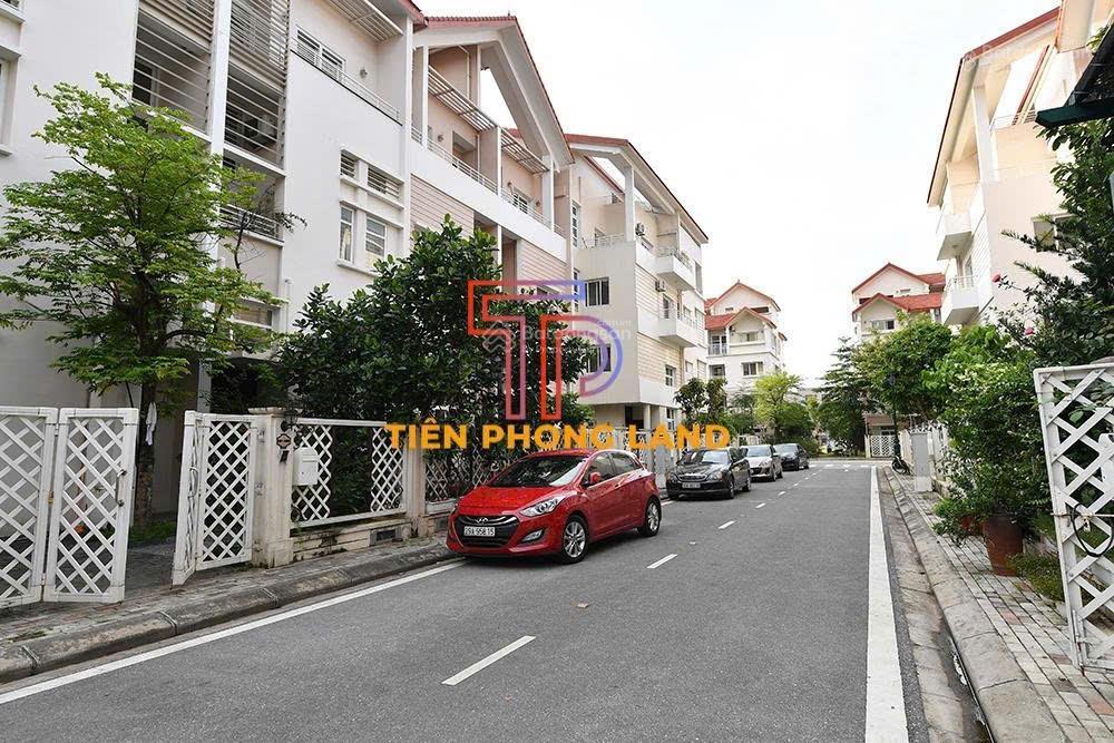 Bán nhà liền kề 126m2 tại mailand hanoi city. gần công viên trung tâm, hồ điều hòa