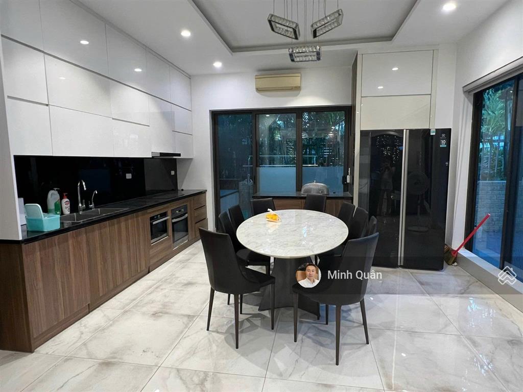 Biệt thự góc siêu đẹp vinhomes thăng long 197 m2 giá chỉ còn 39 tỷ
