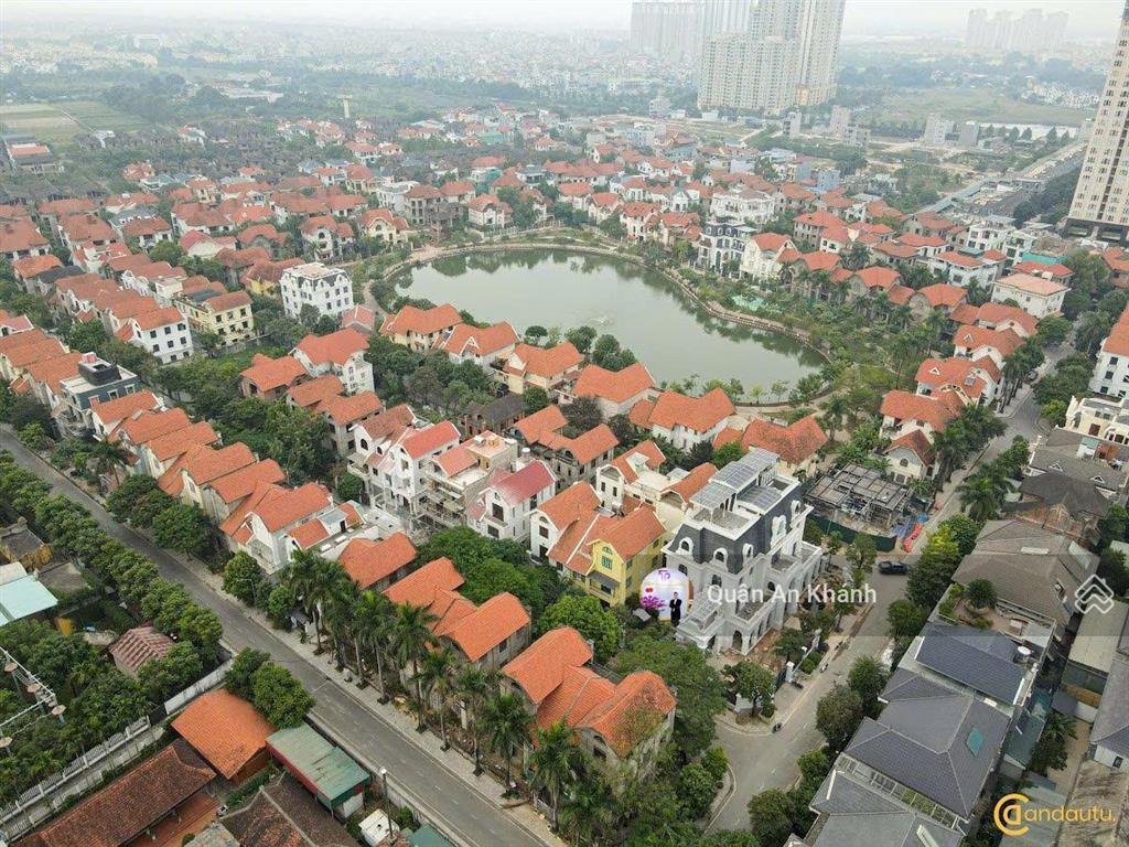 Bán biệt thự ub.04 diện tích 210m2, giá 37 tỷ, khuôn đất đẹp, thích hợp an cư