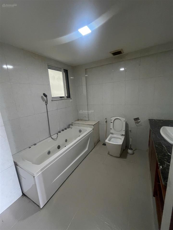 Cho thuê gấp chung cư happy valley, 24 triệu vnd, 115m2, 3pn, 2wc, nội thất full, giá tốt!