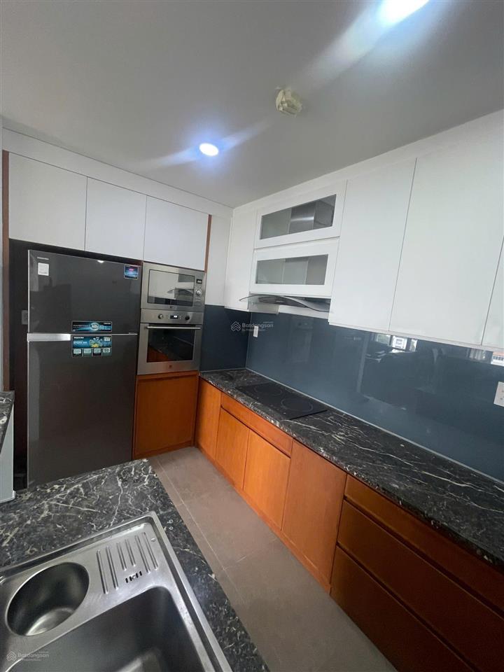 Cho thuê gấp chung cư happy valley, 24 triệu vnd, 115m2, 3pn, 2wc, nội thất full, giá tốt!