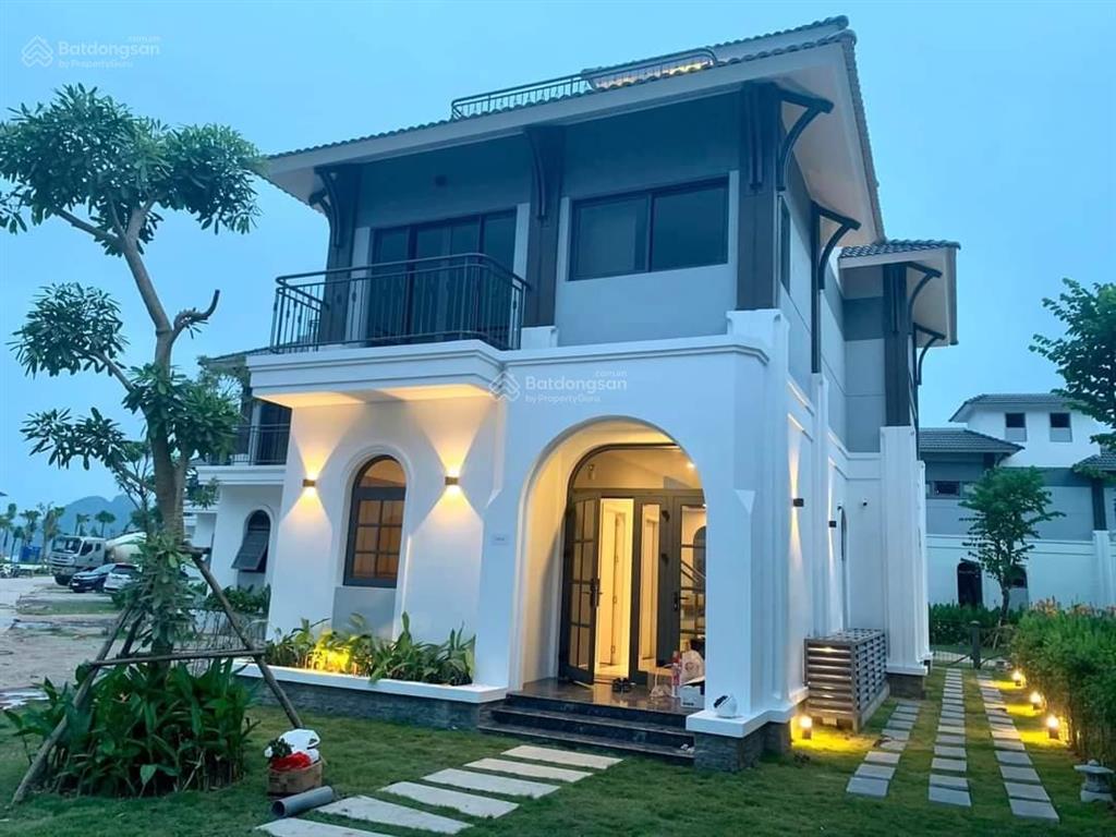 Bán cắt lỗ biệt thự song lập full nội thất mặt biển dự án sonasea vân đồn giá 5,5 tỷ