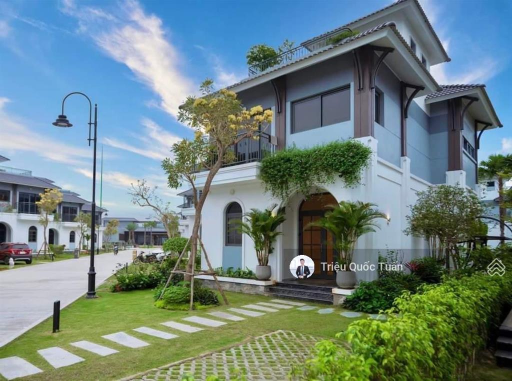 Bán cắt lỗ gấp căn biệt thự full nội thất sonasea vân đồn giá full 5,5 tỷ tốt nhất thị trường