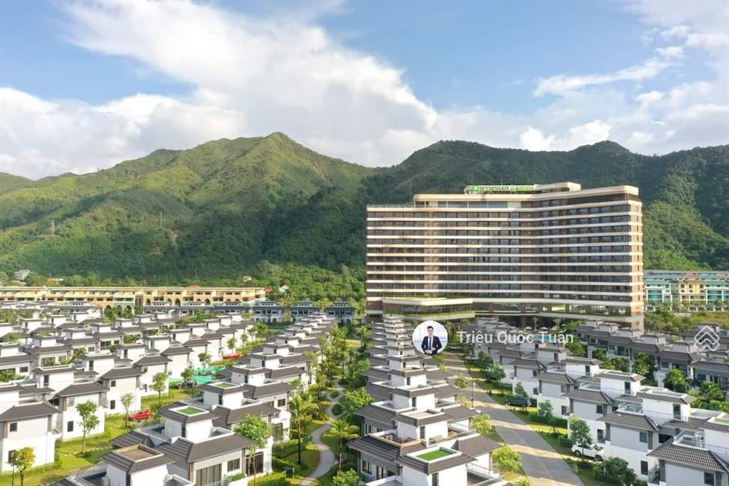 Bán cắt lỗ gấp căn biệt thự full nội thất sonasea vân đồn giá full 5,5 tỷ tốt nhất thị trường