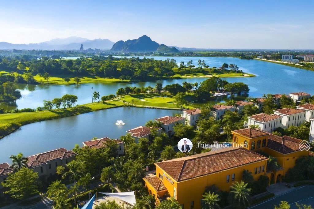 Bán căn biệt thự diện tích 320m2 tại dự án sân golf skylake chương mỹ, hà nội