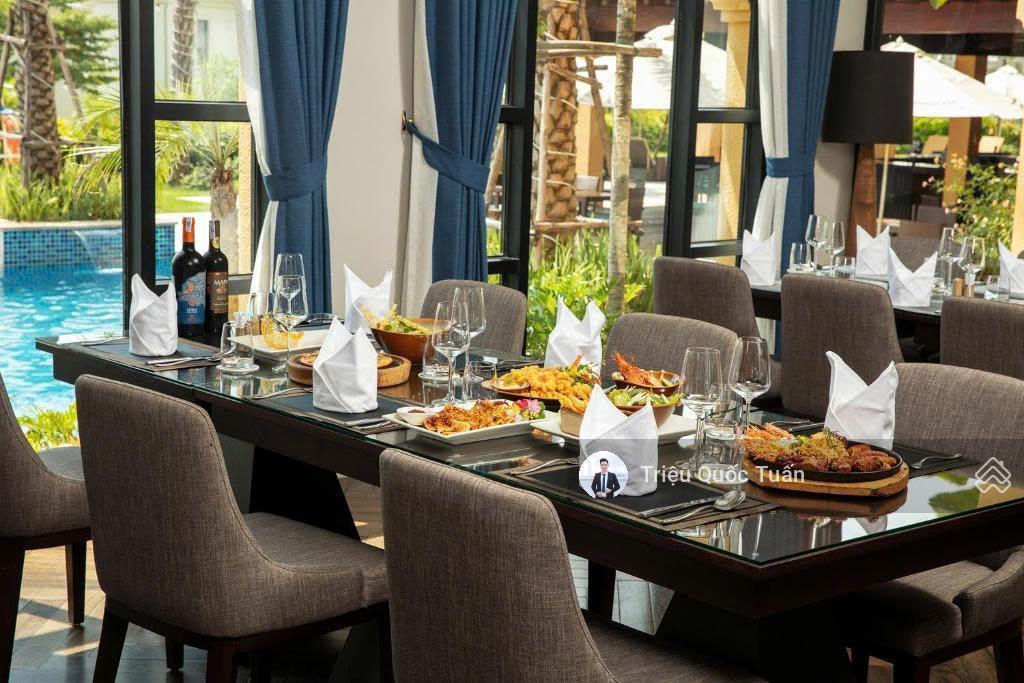 Bán căn biệt thự diện tích 320m2 tại dự án sân golf skylake chương mỹ, hà nội