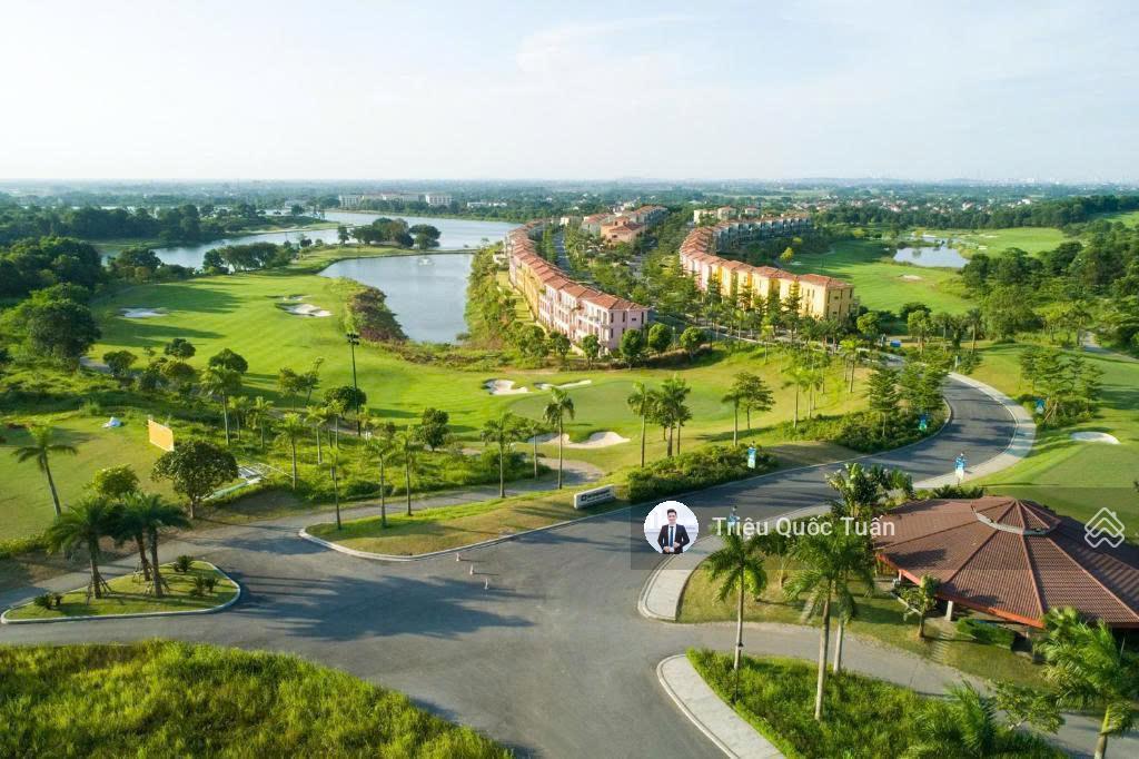 Bán căn biệt thự diện tích 320m2 tại dự án sân golf skylake chương mỹ, hà nội