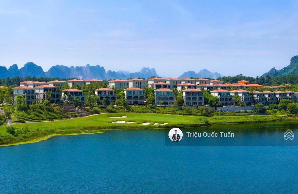 Bán căn biệt thự diện tích 320m2 tại dự án sân golf skylake chương mỹ, hà nội