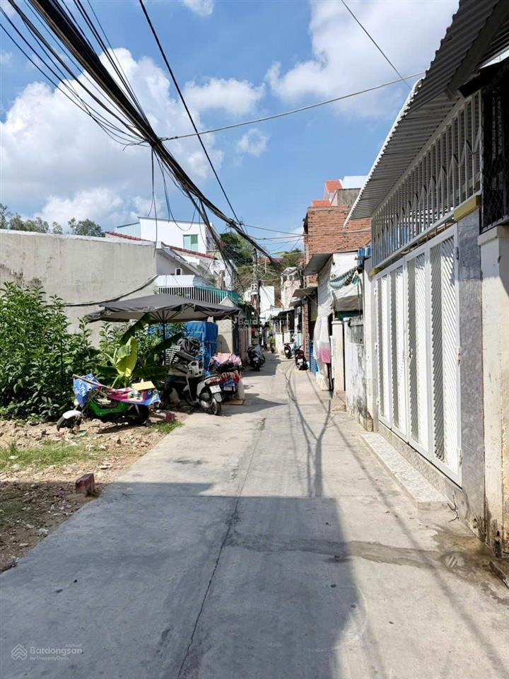 Bán lô đất 2 mặt tiền trước sau ngọc hiệp gần cầu hộ, cách chợ phương sài