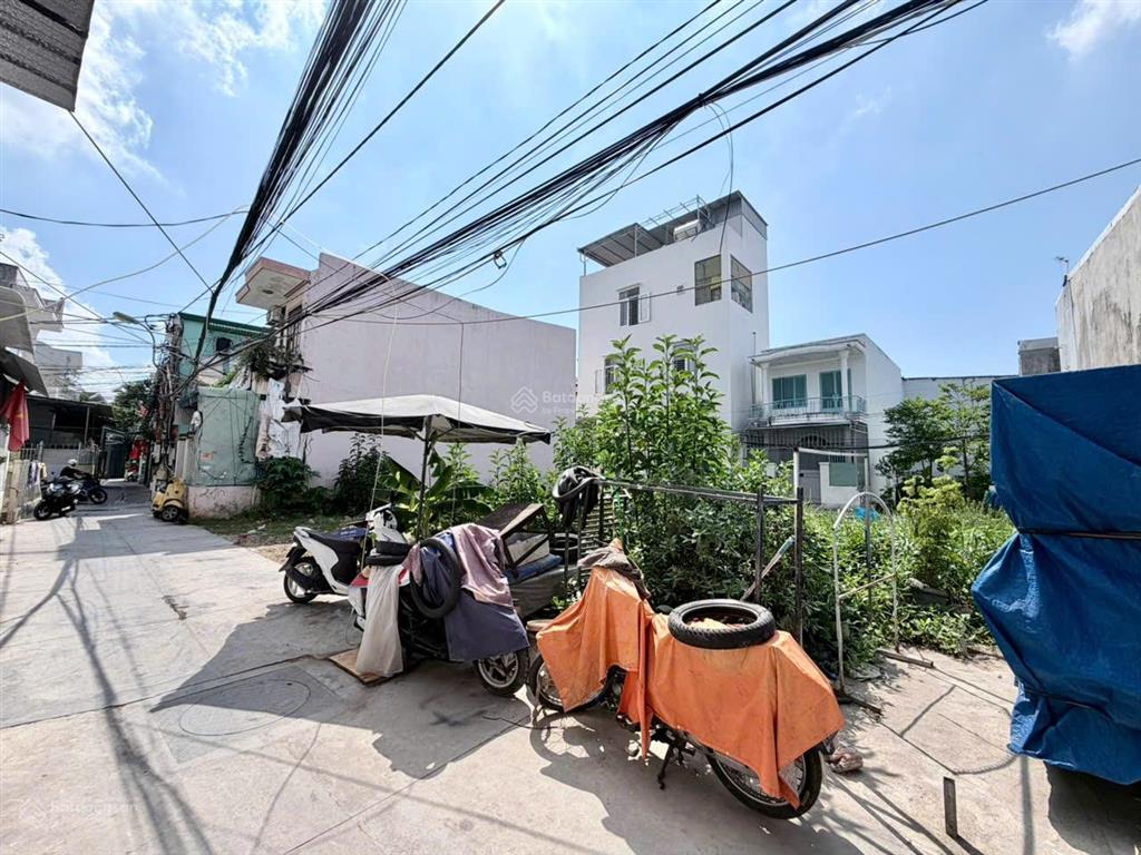 Bán lô đất 2 mặt tiền trước sau ngọc hiệp gần cầu hộ, cách chợ phương sài