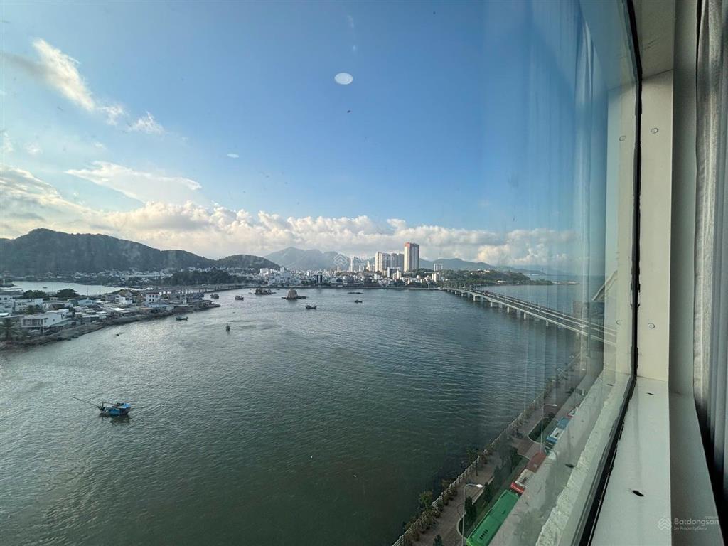 Cho thuê căn hộ mường thanh khánh hòa 04 trần phú nha trang. full nội thất. view biển. dài hạn