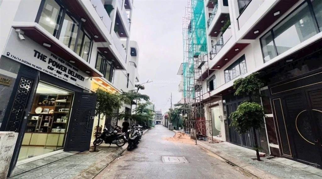 Bán lô đất đẹp diện tích ngang 5m khu cầm bao đang xây kín kế bên bv quận 12