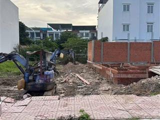 Lô đất đẹp kế dự án hà đô lê thị riêng q12 cần bán do kẹt tiền