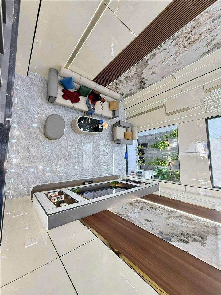 Bán căn nhà phố full nội thất nội thất cao cấp ngang 4m x14,5m công nhận đủ, p trung mỹ tây quận 12