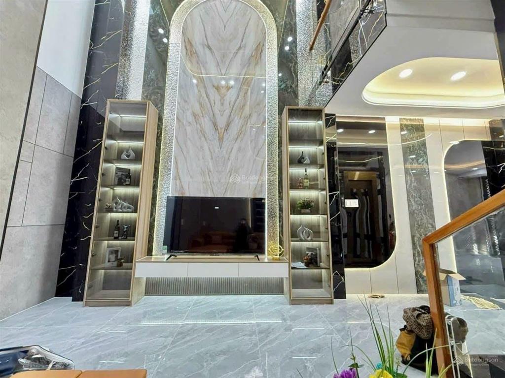 Bán căn nhà phố 6 tầng full nội thất thang máy phường đông hưng thuận tp. hồ chí minh