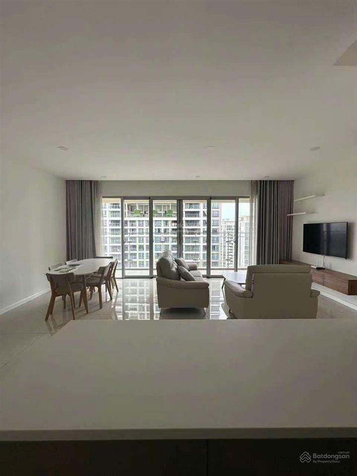 Cho thuê căn hoa hậu 4 phòng ngủ view hồ bơi  tại estella heights