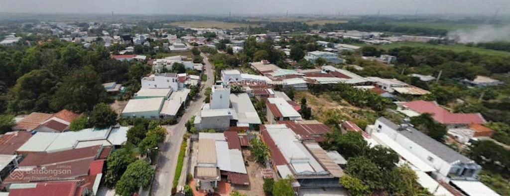 Chính chủ cần bán gấp lô đất ở đường lê thị hà xã tân hiệp huyện hóc môn 100m2 1tỷ8 sổ hồng riêng