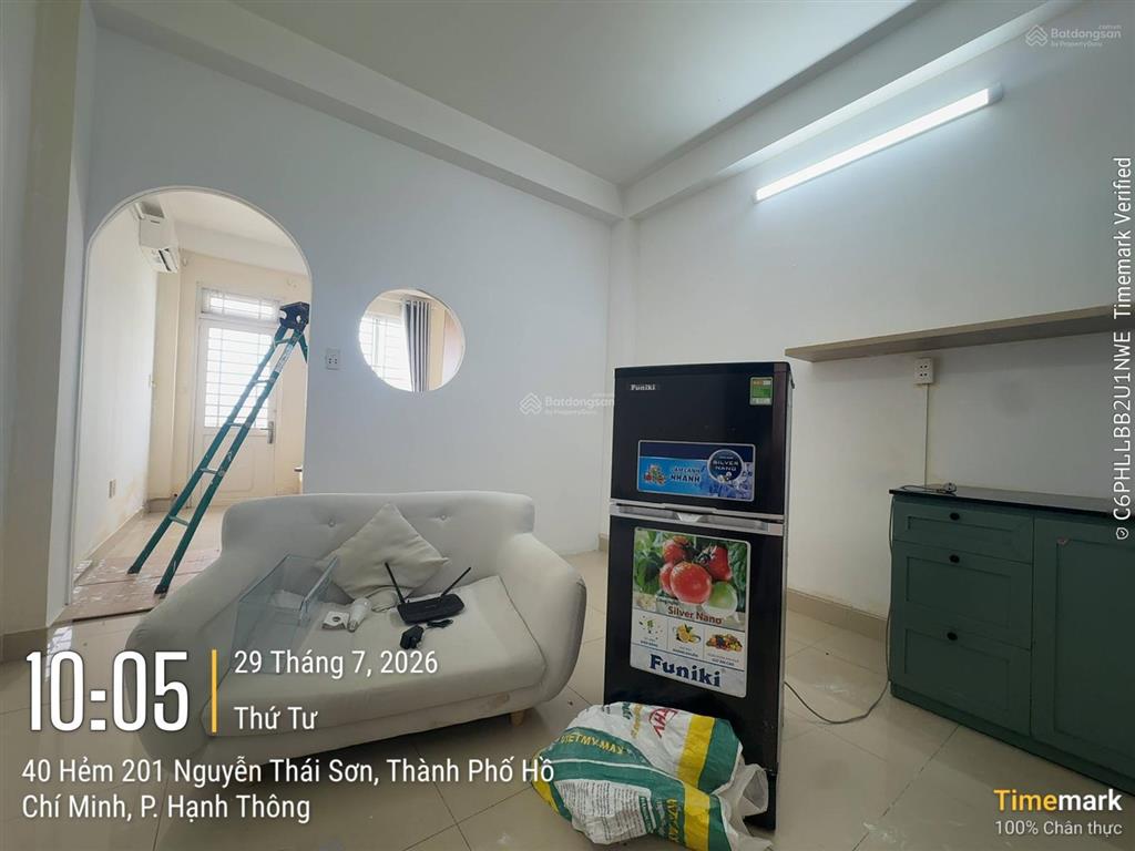 Cho thuê căn hộ tại 201 nguyễn thái sơn full nội thất có ban công