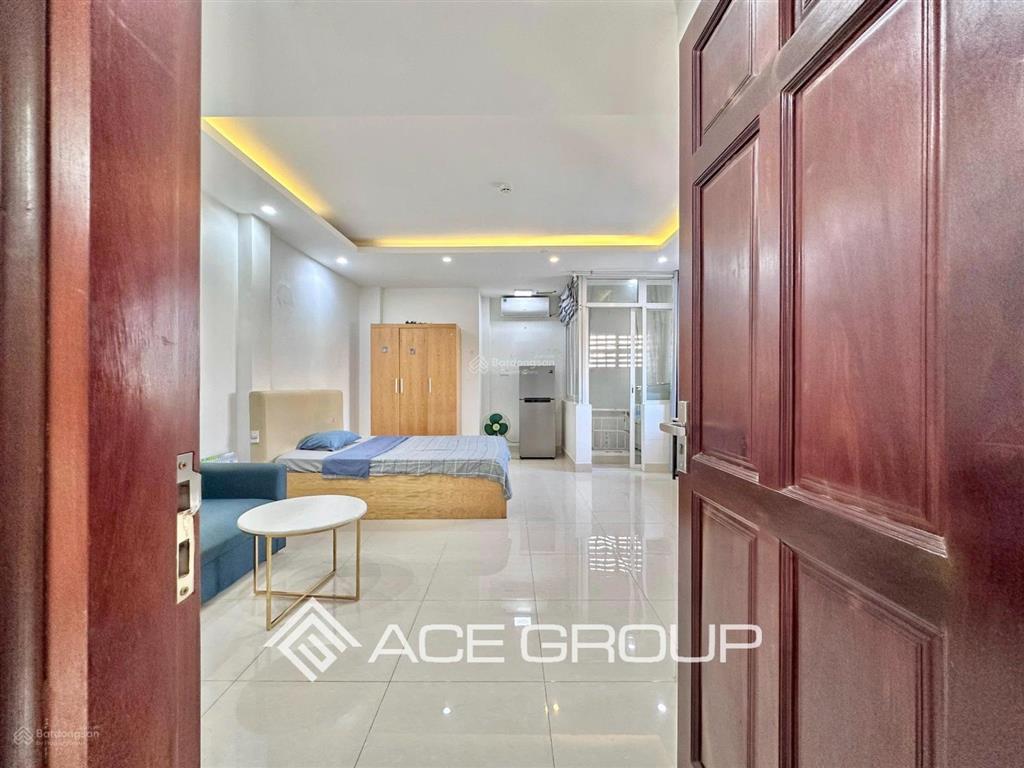 Căn hộ thang máymáy giặt riêng rộng 40m2 gần cầu thị nghèhàng xanhlanmark81p19 bình thạnh