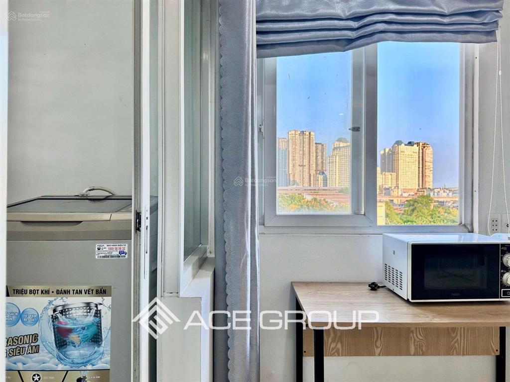 Căn hộ thang máymáy giặt riêng rộng 40m2 gần cầu thị nghèhàng xanhlanmark81p19 bình thạnh