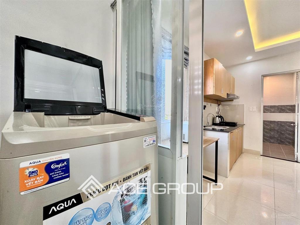 Căn hộ thang máymáy giặt riêng rộng 40m2 gần cầu thị nghèhàng xanhlanmark81p19 bình thạnh