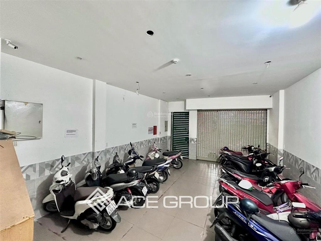 Căn hộ thang máymáy giặt riêng rộng 40m2 gần cầu thị nghèhàng xanhlanmark81p19 bình thạnh