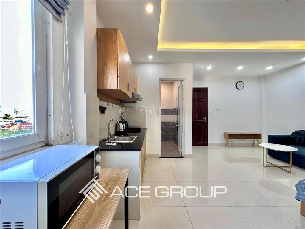 Căn hộ thang máymáy giặt riêng rộng 40m2 gần cầu thị nghèhàng xanhlanmark81p19 bình thạnh