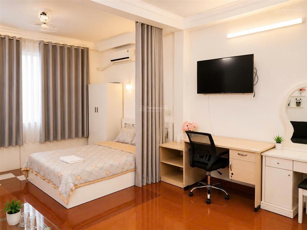 Căn hộ 35m2 bao mọi phí điện nướcdọn vệ sinh phòng 3 lần/tuần ngay phố lê thánh tônmetro bason