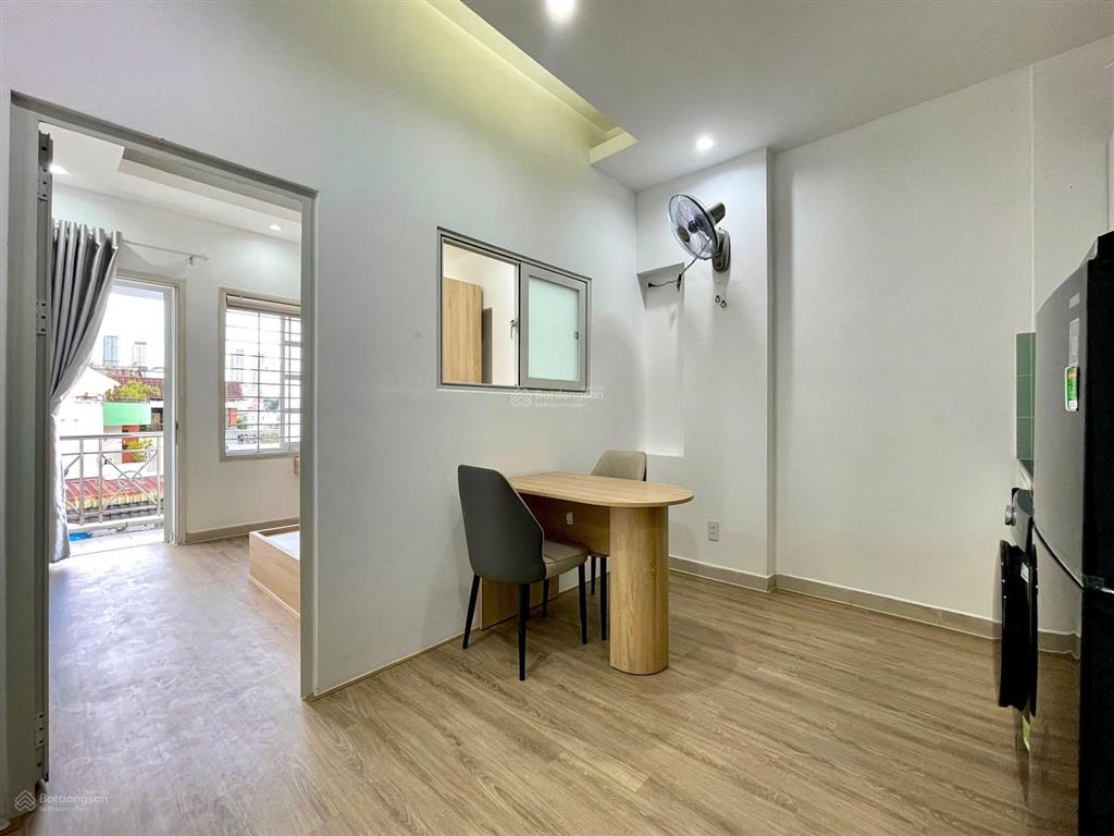 Căn hộ 1pn ban công 35m2giặt riênggần vòng xoay điện biên phủhàng xanhbờ kè hoàng sathị nghè