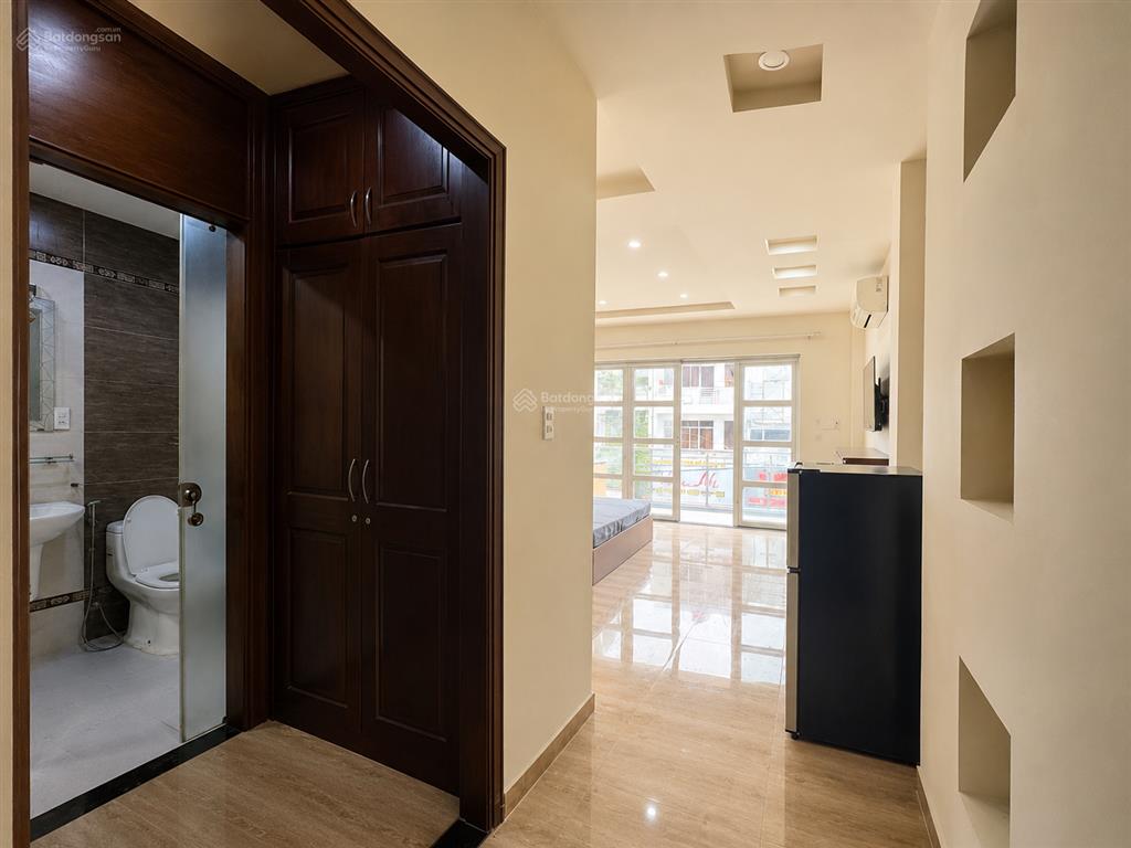 Khai trương mới 100% tách bếp, ban công 40m2, giặt riêng gần chợ bà chiểu, hàng xanh, cầu bông