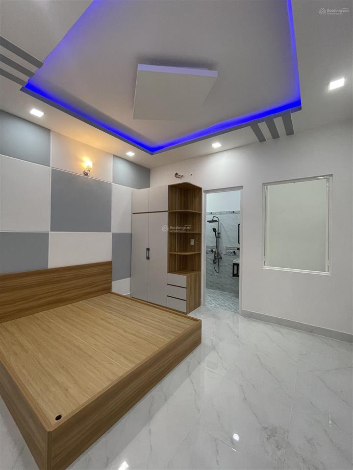 Nhà chính chủ, hương lộ 2,gần ngã tư 4 xã, diện tích 56m , 4 tầng ,hẻm 6m.