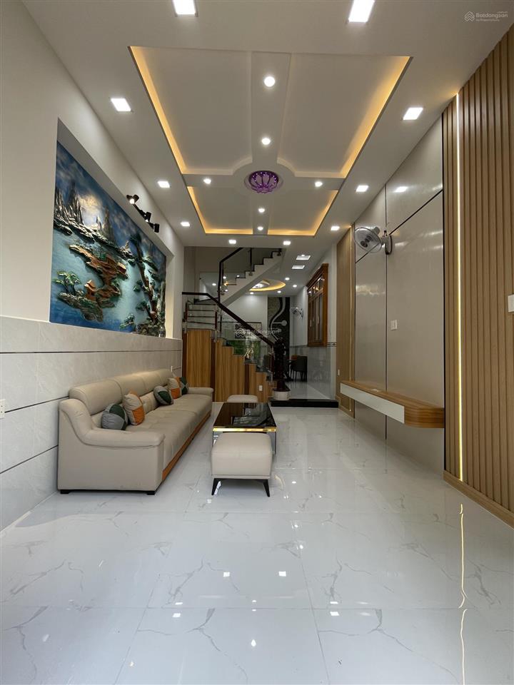 Nhà chính chủ, hương lộ 2,gần ngã tư 4 xã, diện tích 56m , 4 tầng ,hẻm 6m.