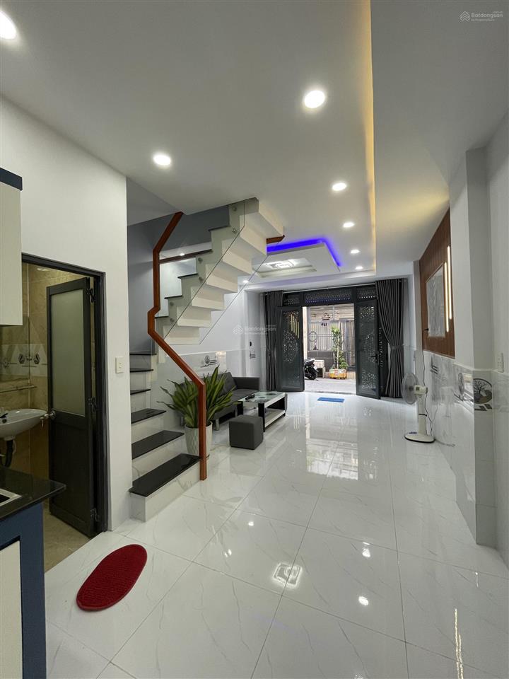 Siêu phẩm 2 tầng ngay công viên hồ trái tim hẻm 5m thông diện tích 4m x 9m chỉ 3 tỷ 7 còn tl