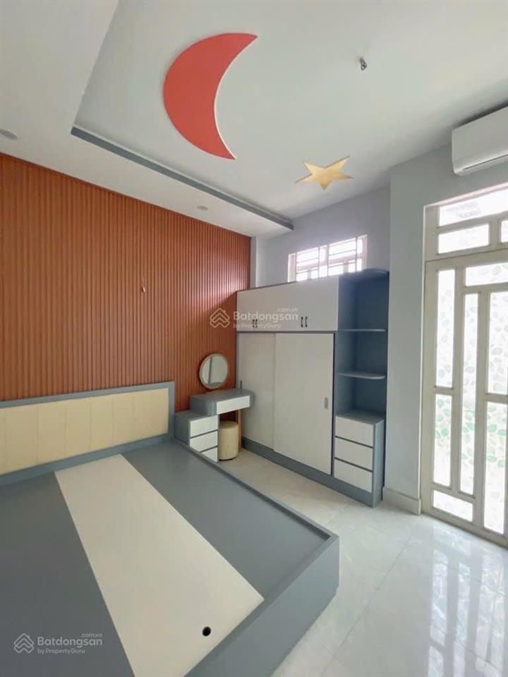 Siêu phẩm 2 tầng ngay công viên hồ trái tim hẻm 5m thông diện tích 4m x 9m chỉ 3 tỷ 7 còn tl