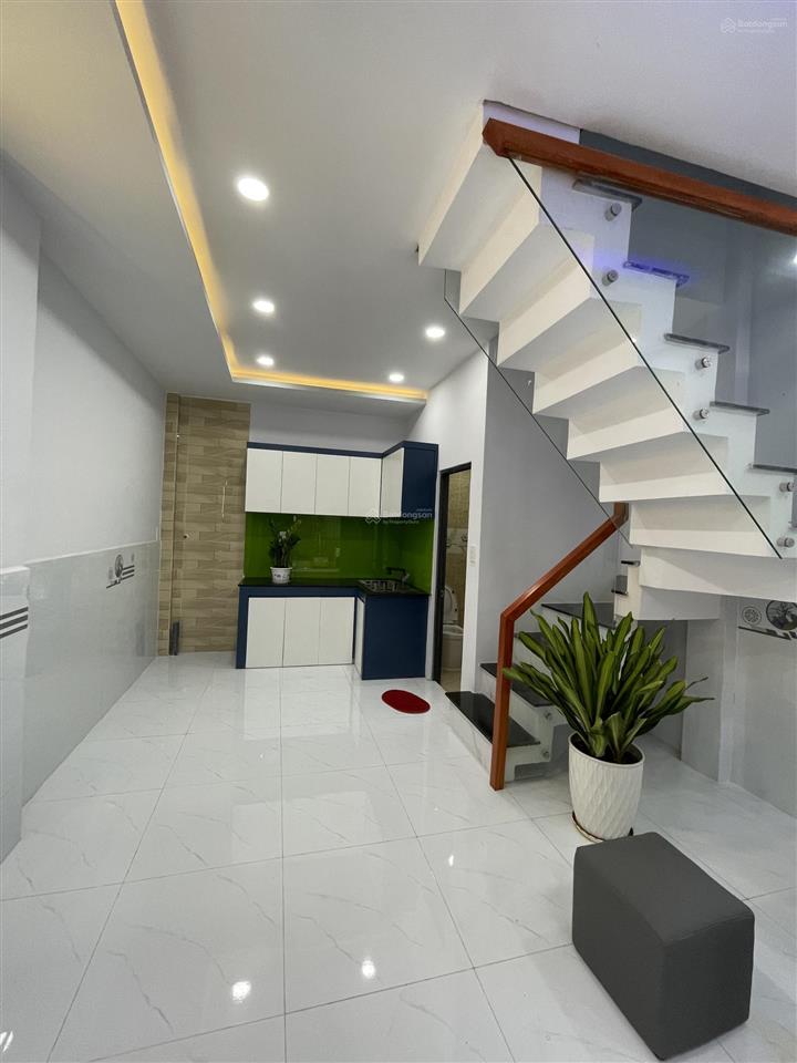 Siêu phẩm 2 tầng ngay công viên hồ trái tim hẻm 5m thông diện tích 4m x 9m chỉ 3 tỷ 7 còn tl