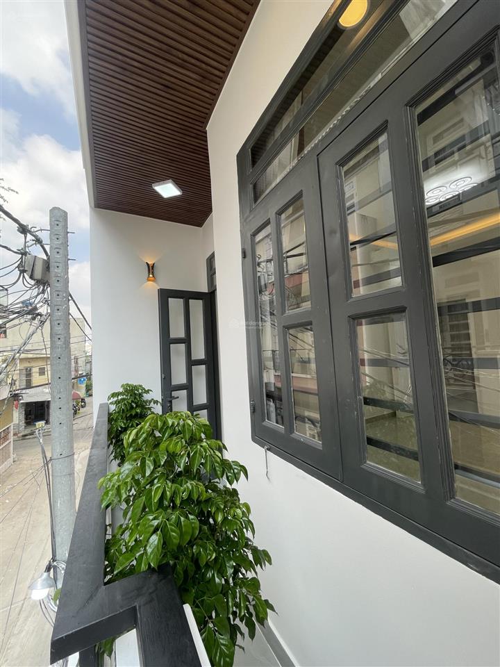 Hương lộ 2 gần ngã tư 4 xã, nhà 4 tầng ,hẻm 6m , tặng nội thất ,4pn ,4wc ,sân thượng ,nhỉnh 6 tỷ