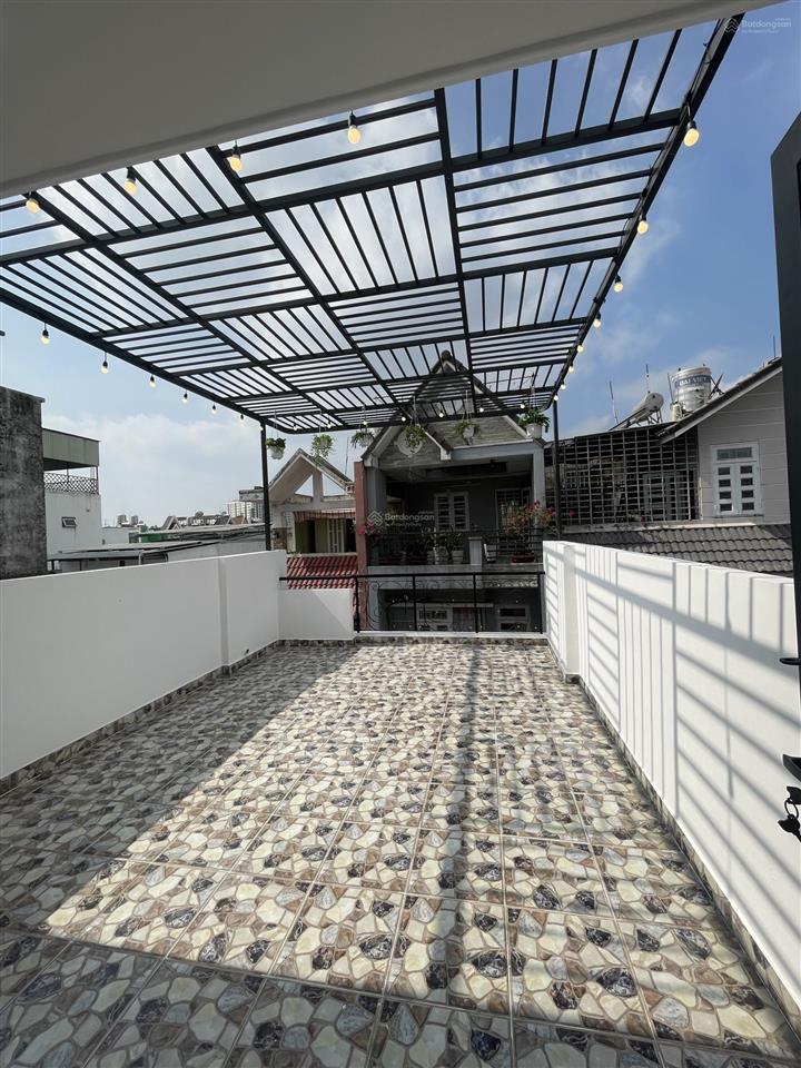 Hương lộ 2 gần ngã tư 4 xã, nhà 4 tầng ,hẻm 6m , tặng nội thất ,4pn ,4wc ,sân thượng ,nhỉnh 6 tỷ