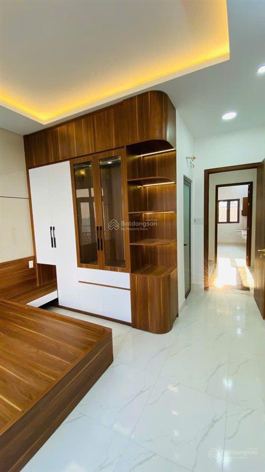 Bán nhà đường nguyễn thị tú bình tân , gần lê trọng tấn,4pn, 4wc, 68m2 chỉ, 5,9 tỷ vnd