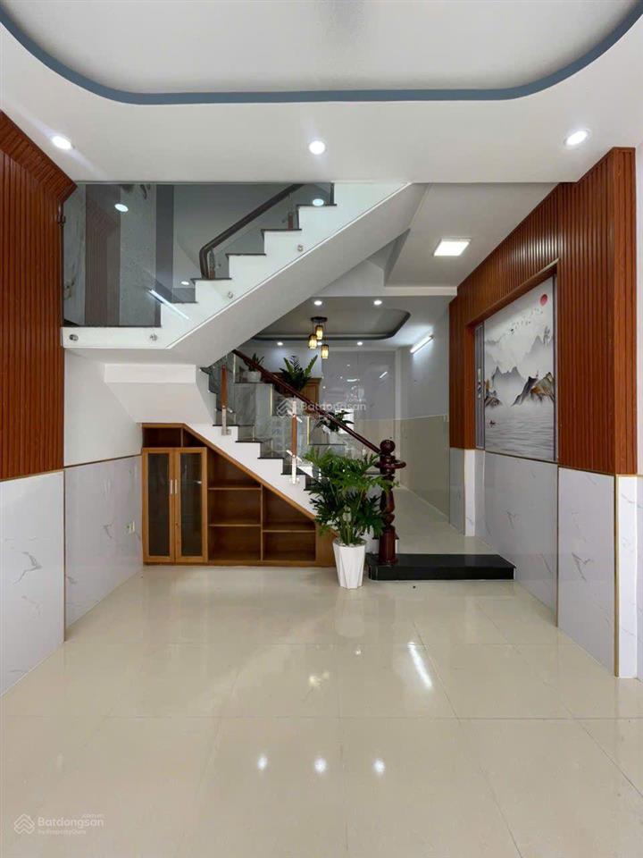 Bán nhà đường nguyễn thị tú bình tân , gần lê trọng tấn,4pn, 4wc, 68m2 chỉ, 5,9 tỷ vnd