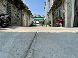 Nhà 2 tầng mới 100% bình thành, 4,2 tỷ, 60m2, 3pn, 3wc, hàng hiếm! không lộ giới, không qh,