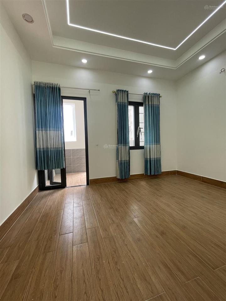 Bán nhà 4 tầng, hẻm 390, quốc lộ 1a, 6,3 tỷ, 56m², hàng hiếm view đẹp, 4pn, 5wc, hẻm 7m.