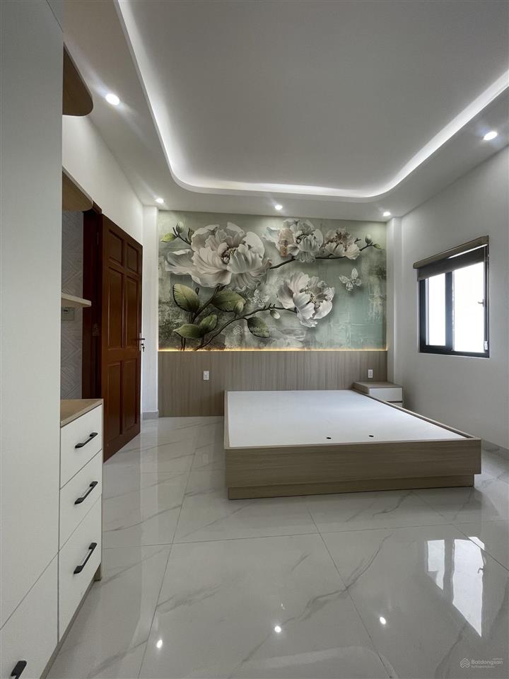 Bán nhà 5 tầng, ngay công viên hồ trái tim chợ bình thành, 6,8 tỷ, 66m2, 4pn, 5wc còn thương lượng