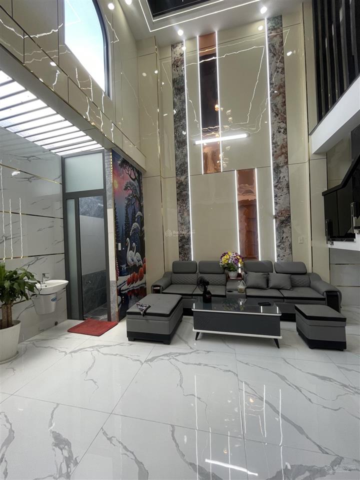 Bán nhà 5 tầng, ngay công viên hồ trái tim chợ bình thành, 6,8 tỷ, 66m2, 4pn, 5wc còn thương lượng